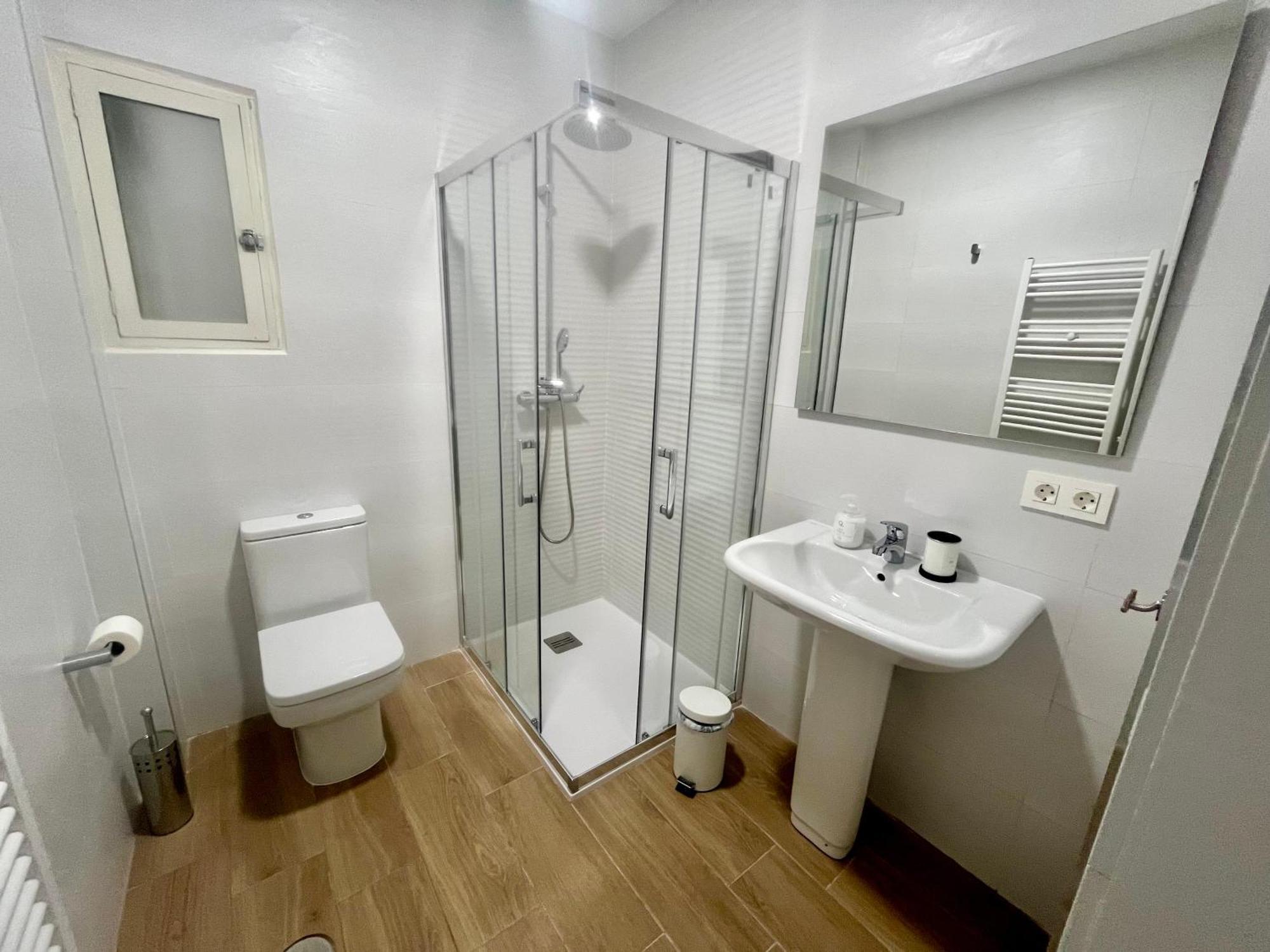 Espacios Blanco Santiago - Con Parking. Apartment Valladolid Ngoại thất bức ảnh